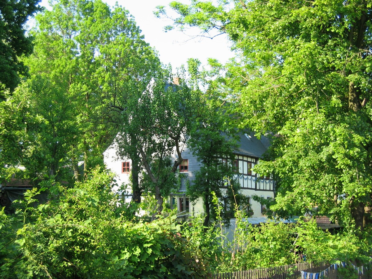 Fachwerkhaus in der Dorfmitte (Foto: M. Burkert)